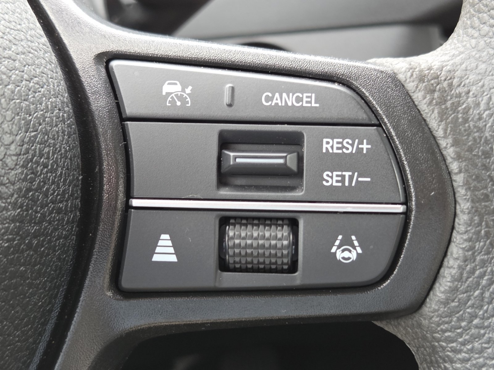 2025 Honda Accord SE - Photo 10