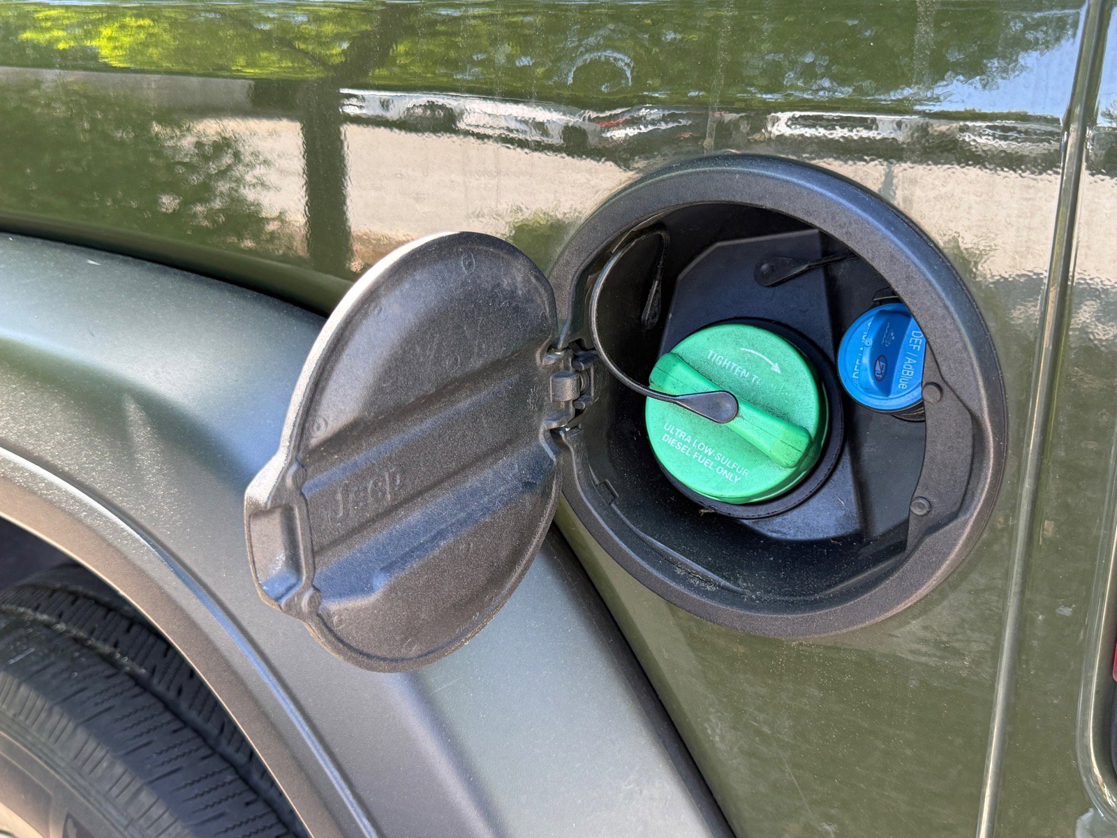 Used 2022 Sarge Green Clearcoat Jeep Unlimited Sport S image 20
