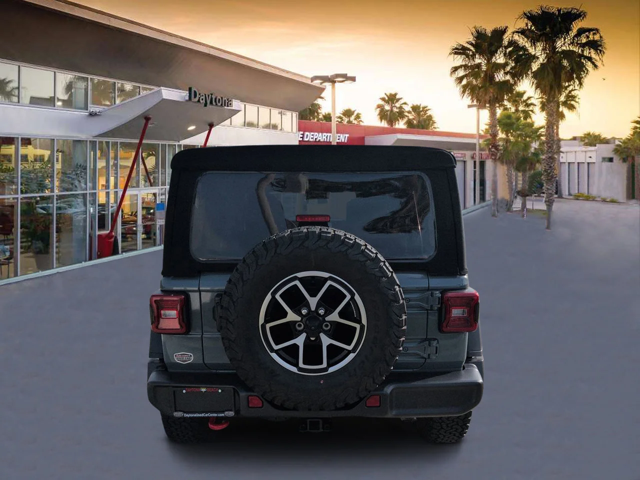 Used 2024 Anvil Clear Coat Jeep Rubicon image 4