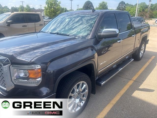 2014 GMC Sierra 4WD Crew Cab Short Box's photo