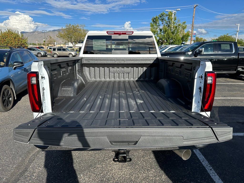 2026 GMC Sierra 2500HD SLT - Photo 6