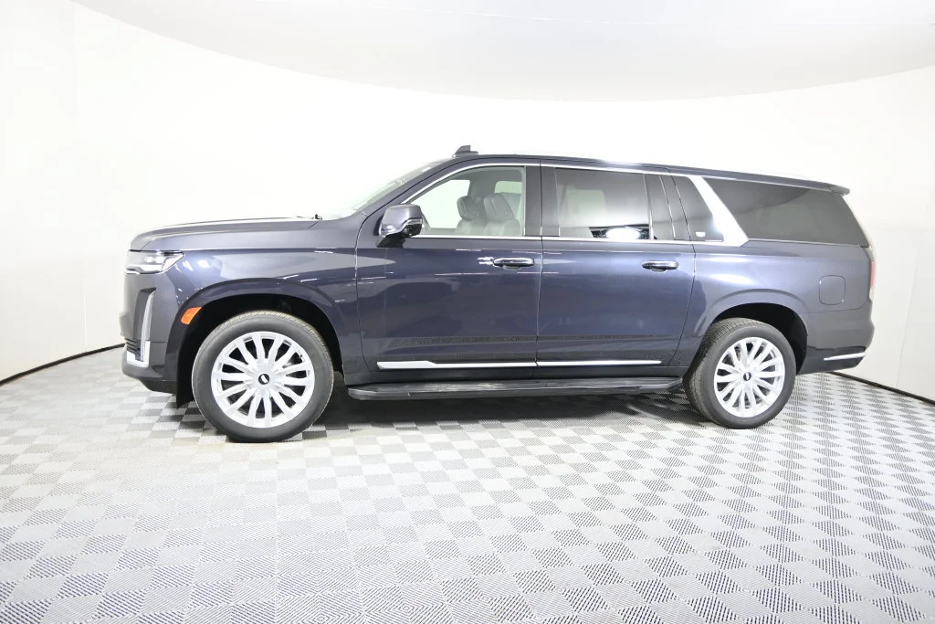 Used 2024 Cadillac Escalade ESV Luxury with VIN 1GYS4JKL3RR125944 for sale in Forest Lake, Minnesota