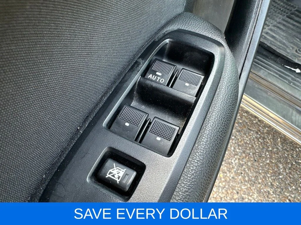 Used 2020 Gray Ford XLT image 7
