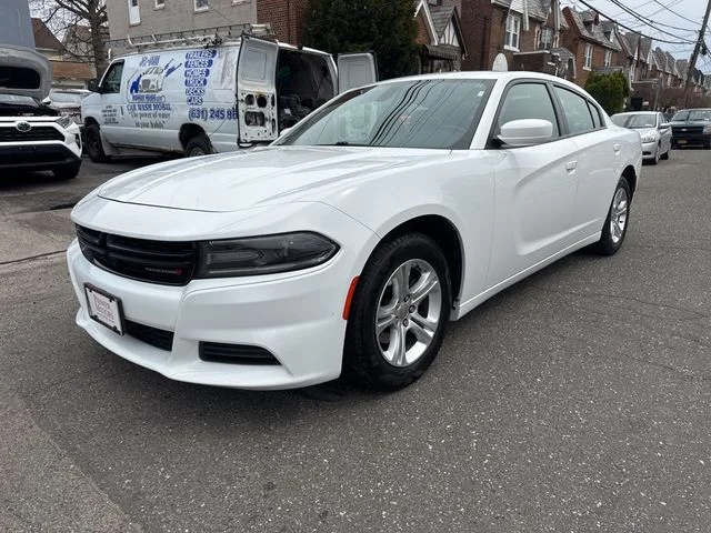 2021 Dodge Charger SXT's photo