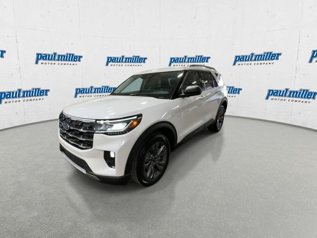 New 2026 Star White Metallic Tri-Coat Ford Active image 4