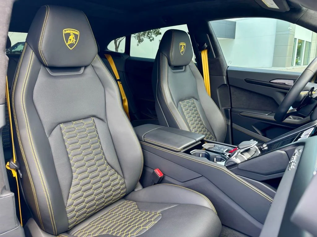 2024 Lamborghini Urus S - Photo 26