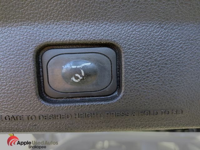 Used 2013 Gray Ford XLT image 11