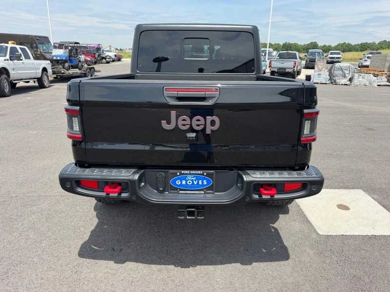 Certified Used 2023 Black Clearcoat Jeep Rubicon image 6