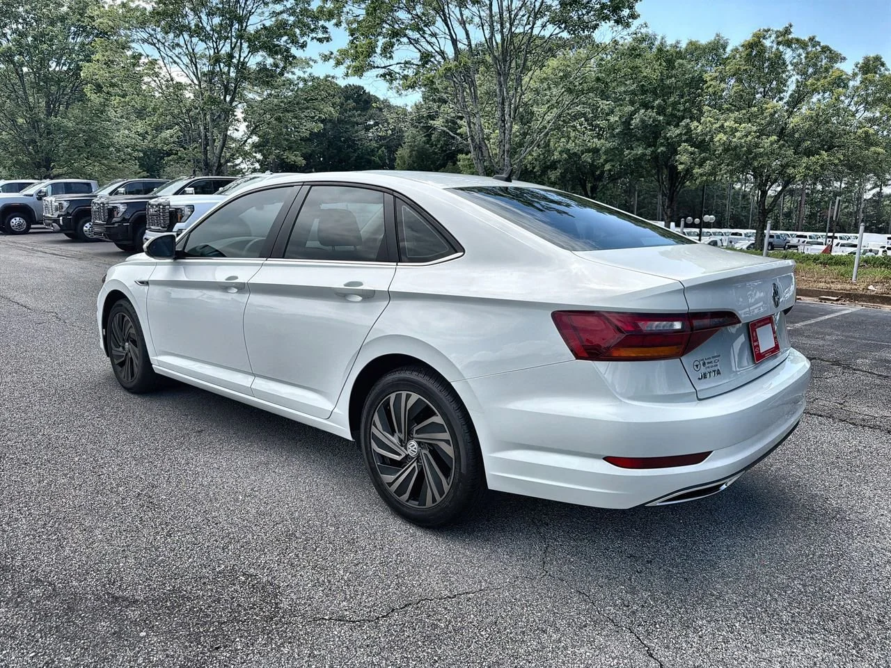 Used 2019 White Volkswagen 1.4T SEL Premium image 6