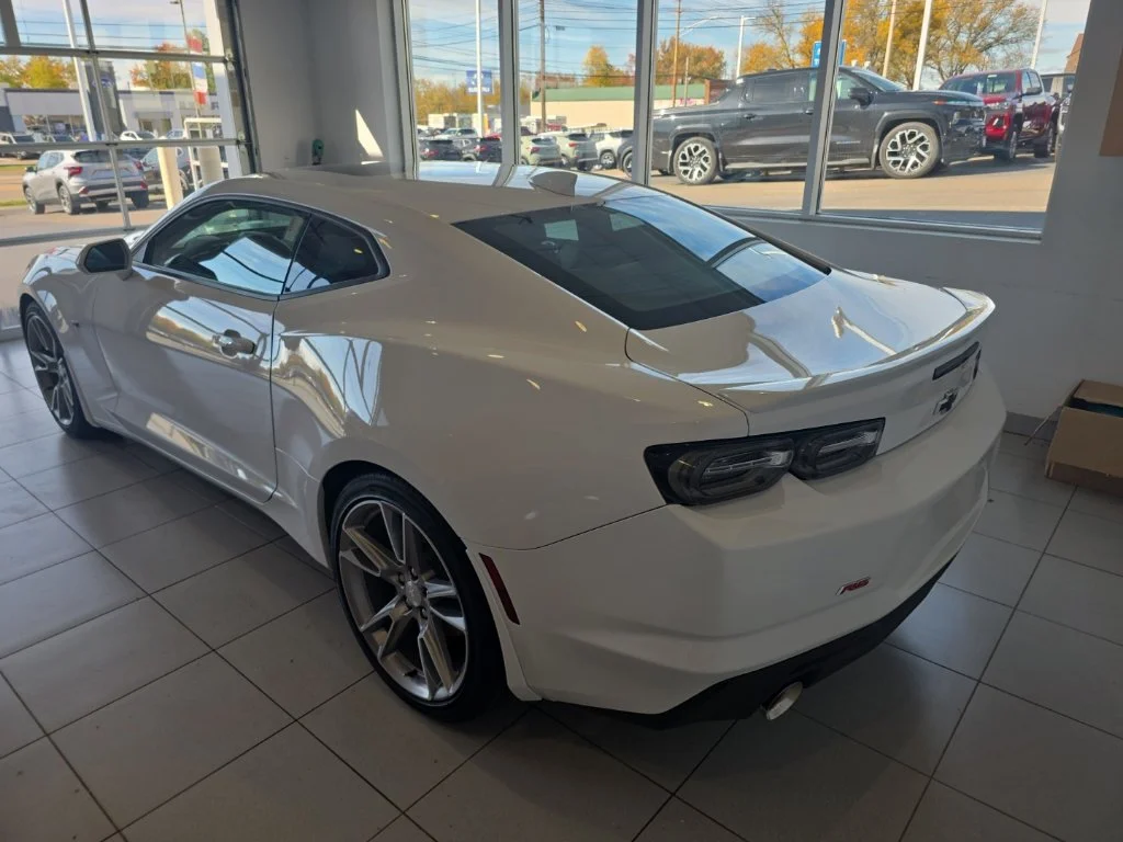 Certified Used 2022 White Chevrolet 2LT image 15