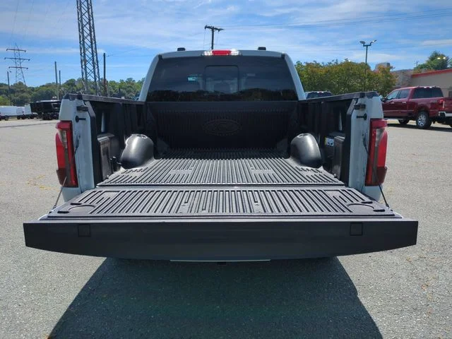 Used 2024 White Ford XLT image 30