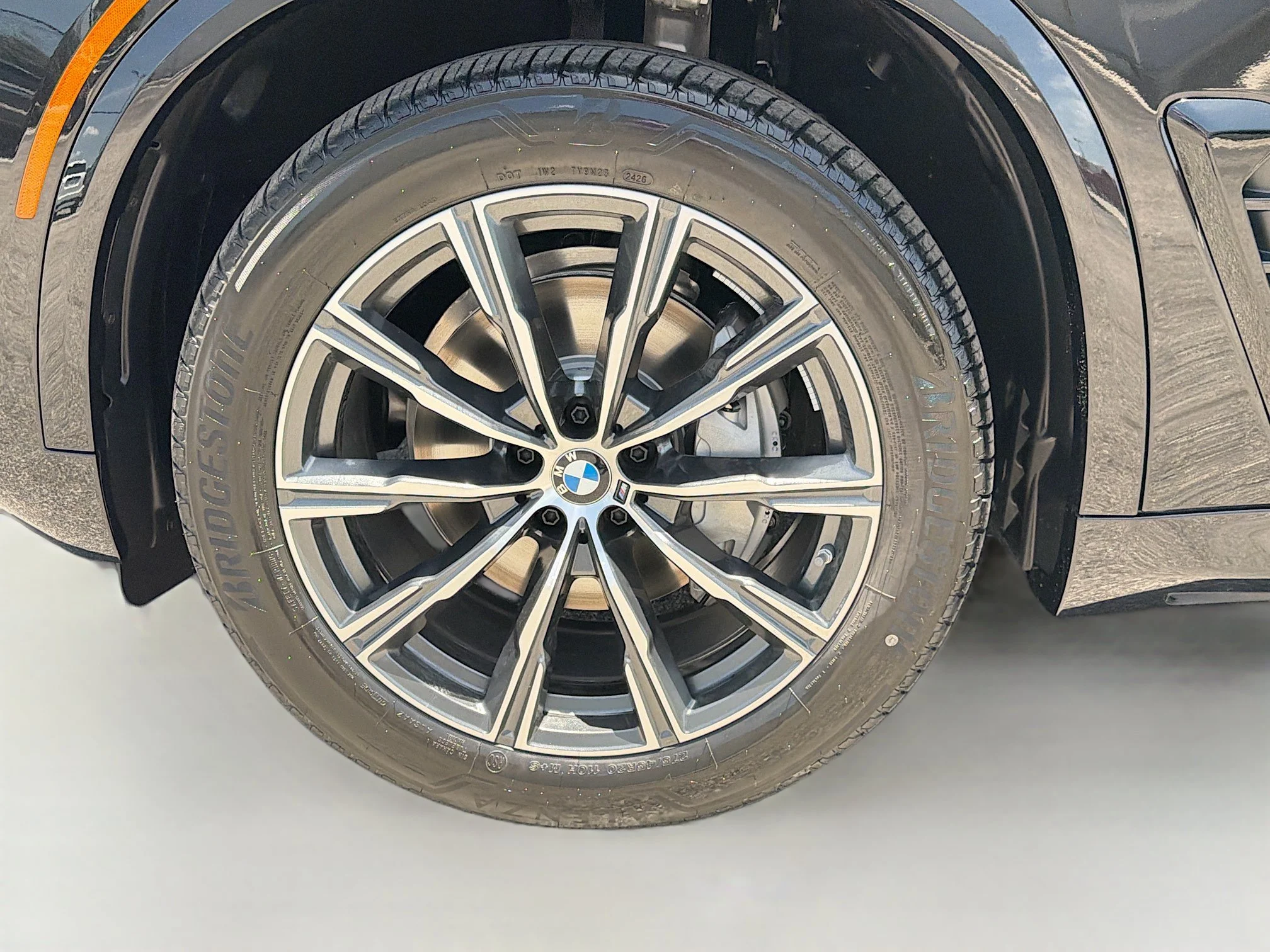 New 2026 Black Sapphire Metallic BMW xDrive40i image 42
