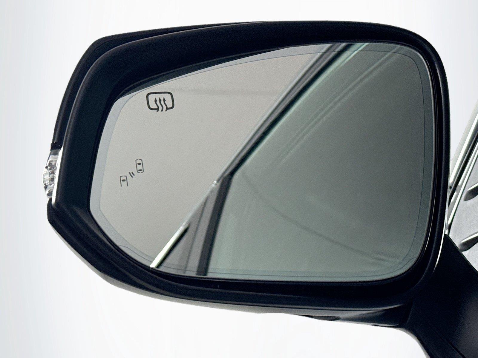 Certified Used 2025 Cement Toyota XSE 7-Passenger image 5