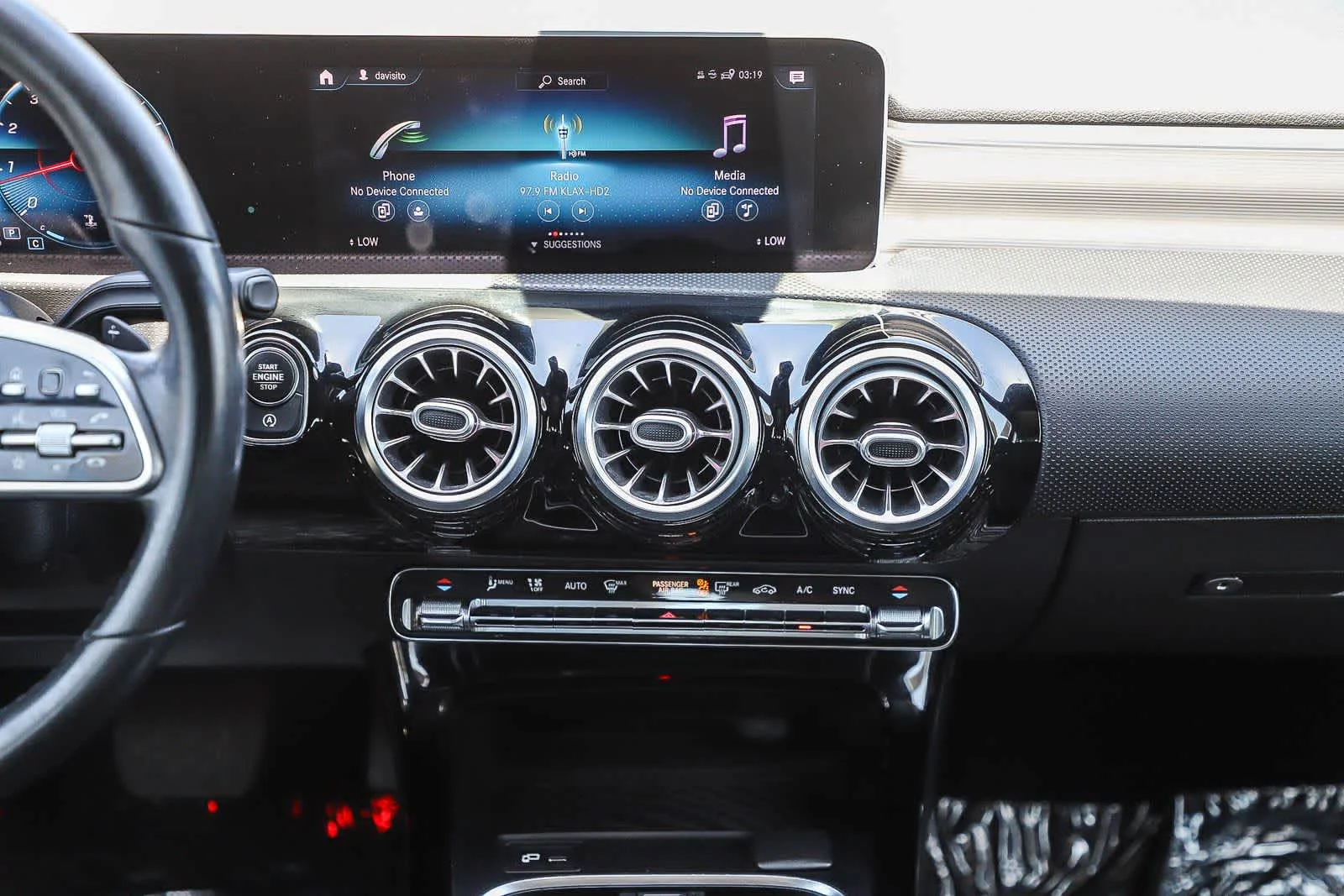 Used 2020 Denim Blue Metallic Mercedes-Benz CLA 250 image 12