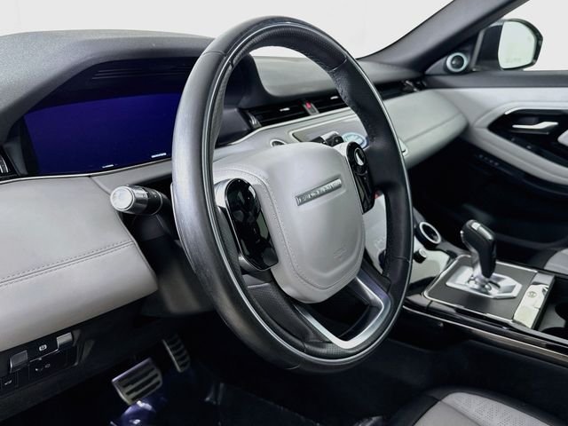 Used 2020  Land Rover R-Dynamic HSE image 11