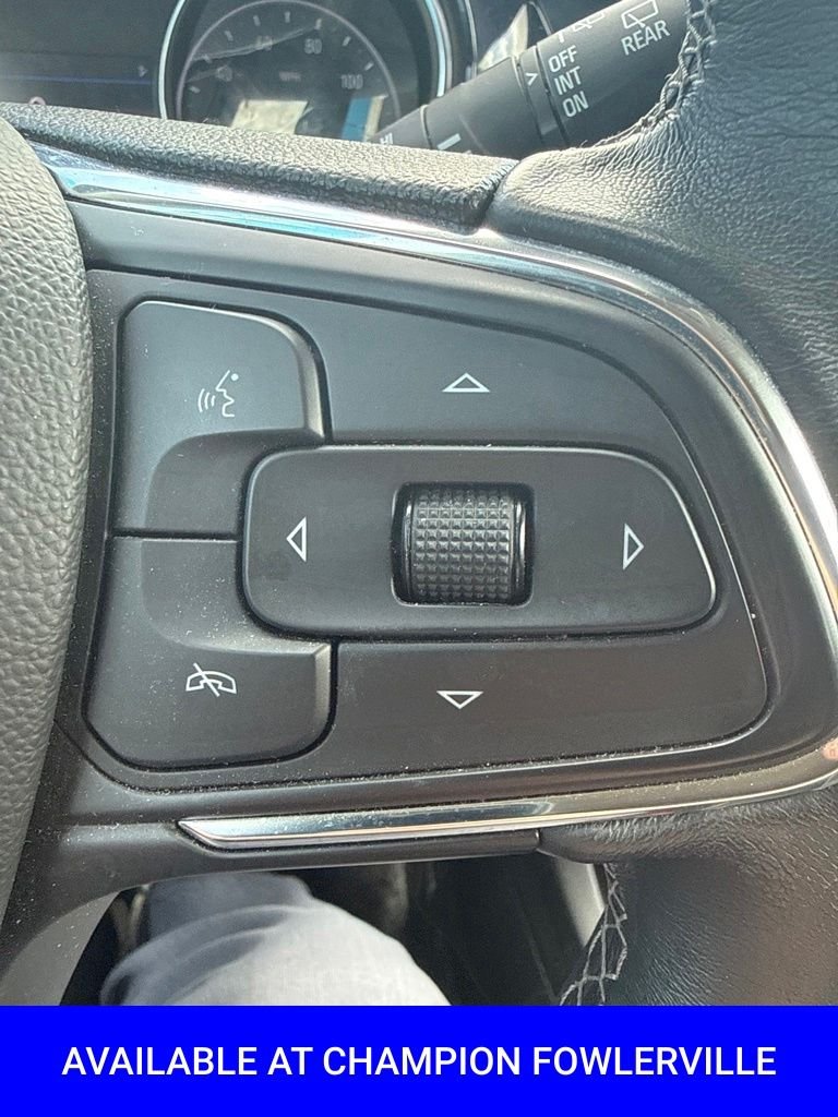 Used 2023 Black Buick Select image 28