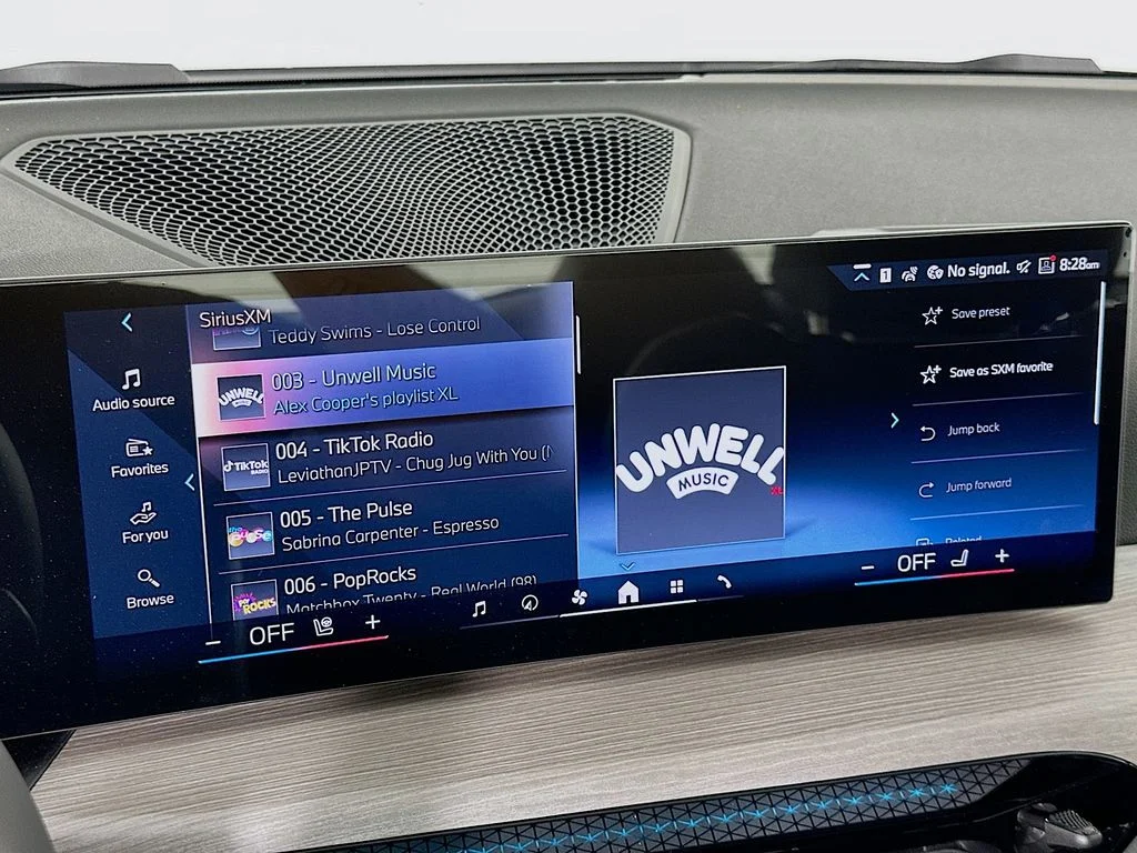 2025 BMW 4 Series 430i - Photo 11