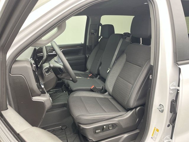 Used 2026 Summit White Chevrolet LT image 9