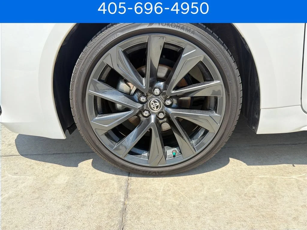 Pre-Owned 2024 Toyota Corolla Hatchback XSE