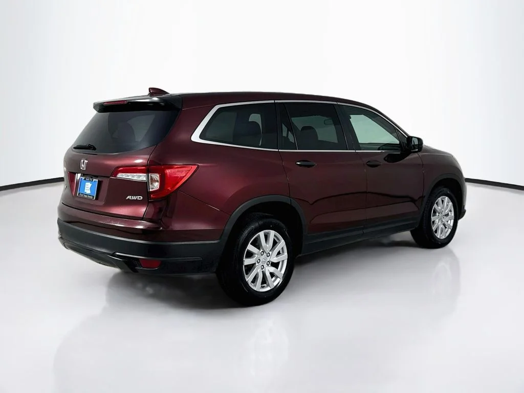 Certified Used 2019 Red Honda LX image 8