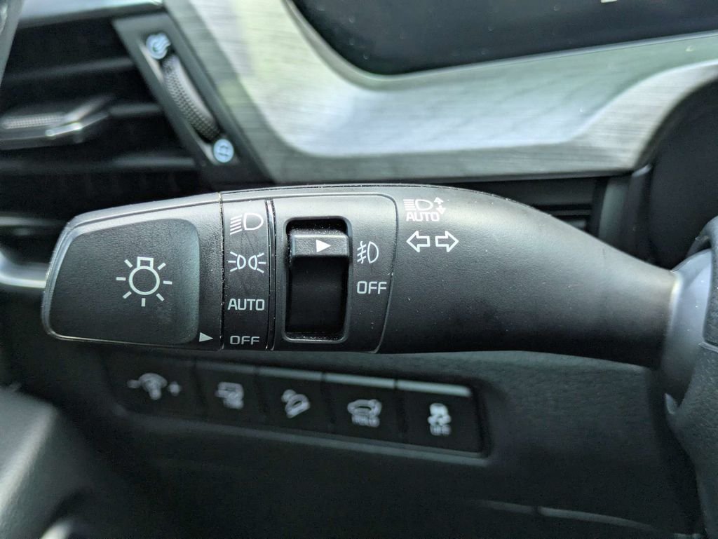 Used 2025 Gray Kia SX X-Line image 31