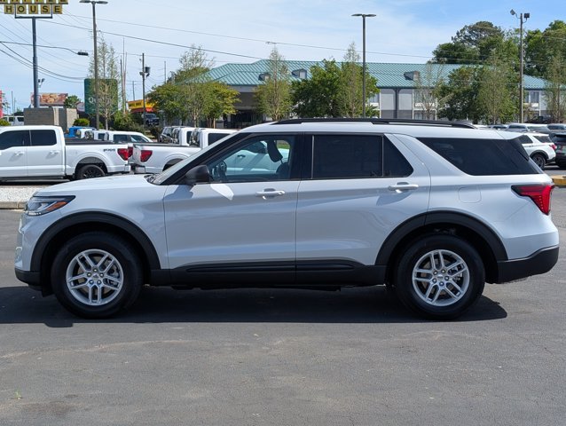 New 2026 Space White Metallic Ford Active image 14