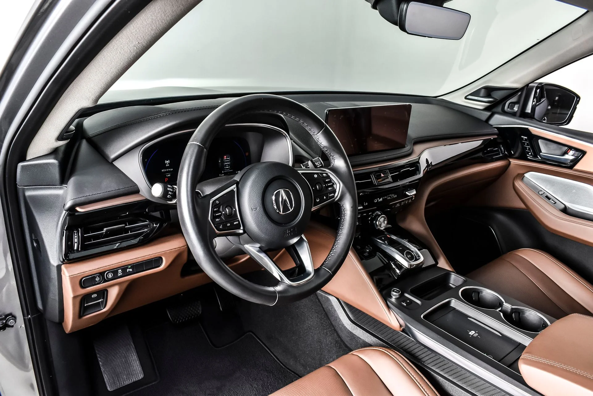 Used 2025 Majestic Black Pearl Acura Technology Package image 12