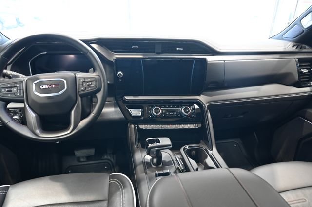 2025 GMC Sierra 1500 AT4X - Photo 17