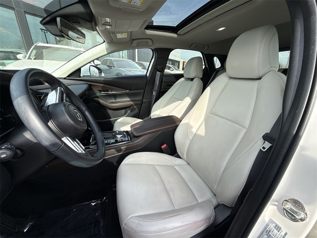 2023 MAZDA CX-30 - Image 10