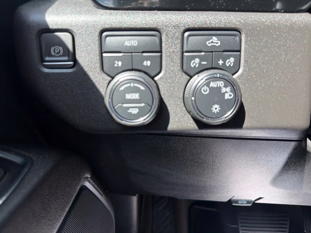2023 Chevrolet Silverado 1500 LT - Photo 54