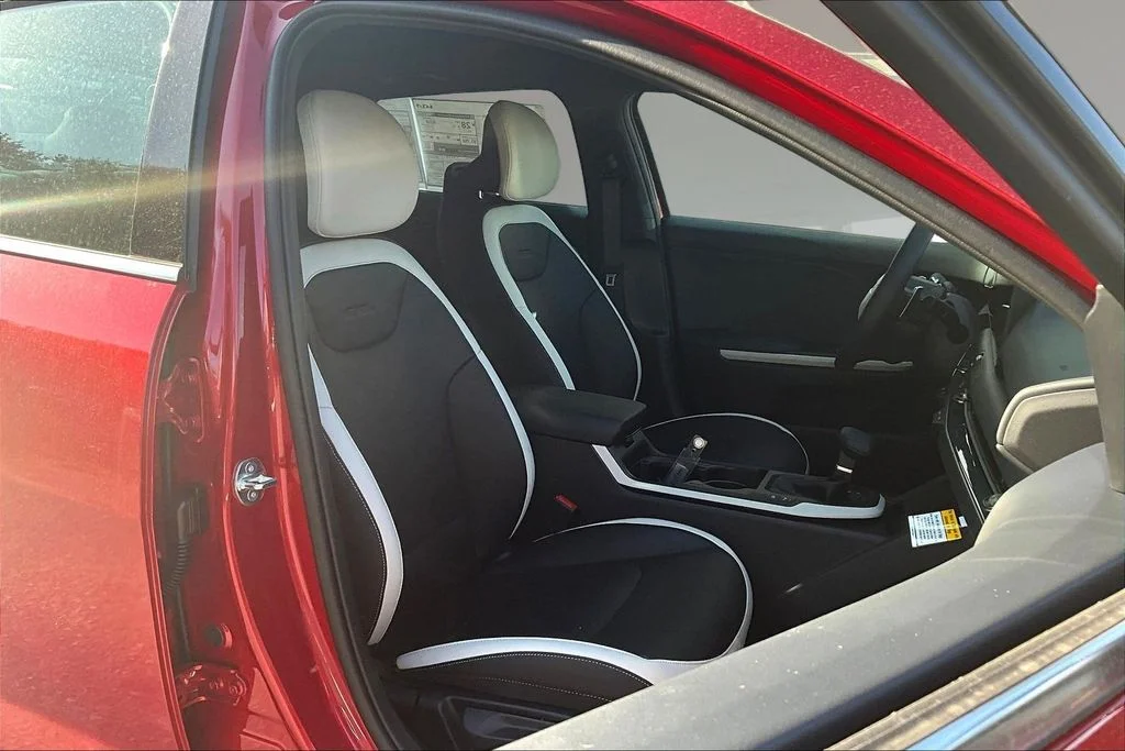 New 2026 Currant Red Kia GT-Line Turbo image 11