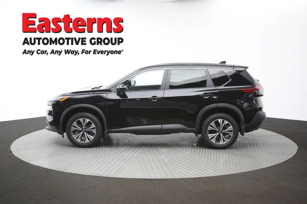 Used 2023 Black Nissan SV image 61