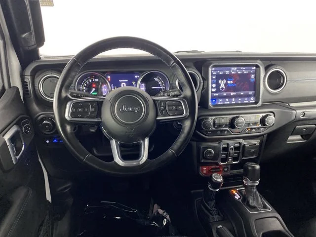 Used 2021 White Jeep Unlimited Rubicon 4xe image 21