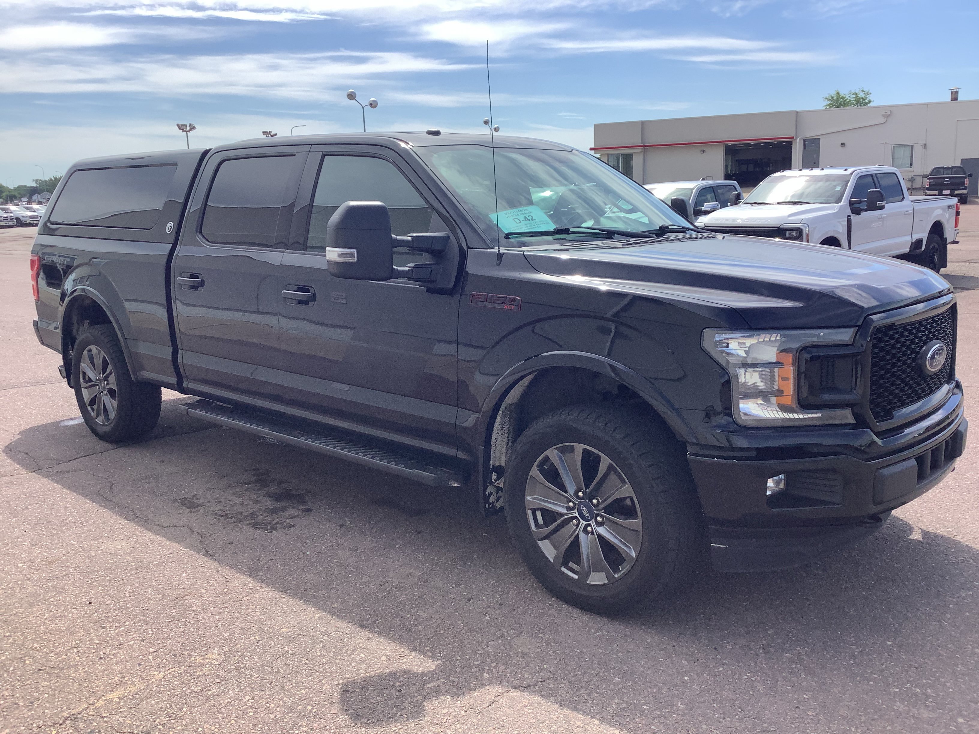 Used 2018 Black Ford XLT image 4