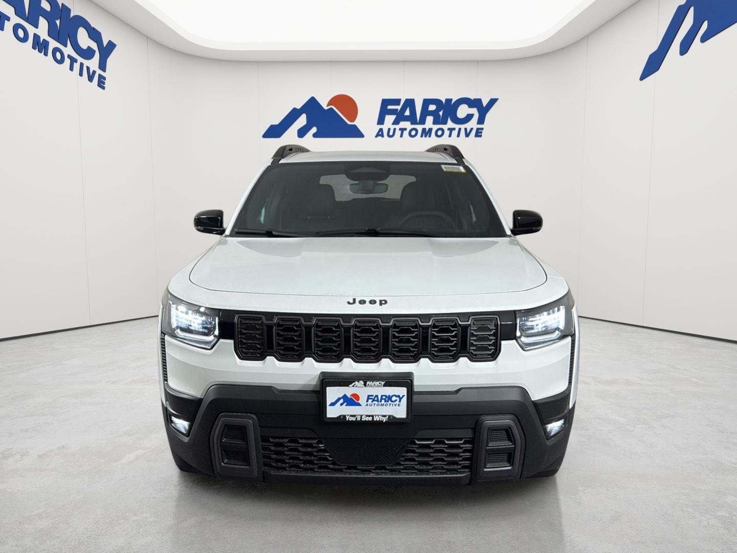 New 2026 Bright White Clear-Coat Exterior Paint Jeep Limited image 3