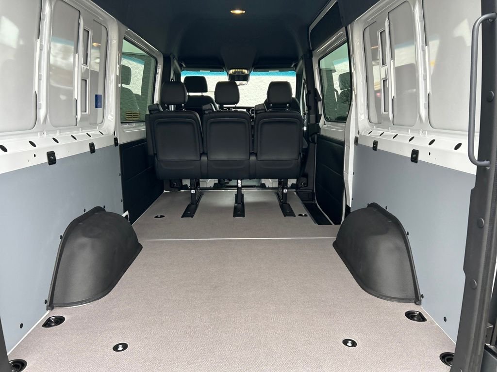 2026 Mercedes-Benz Sprinter Crew Van Base - Photo 21
