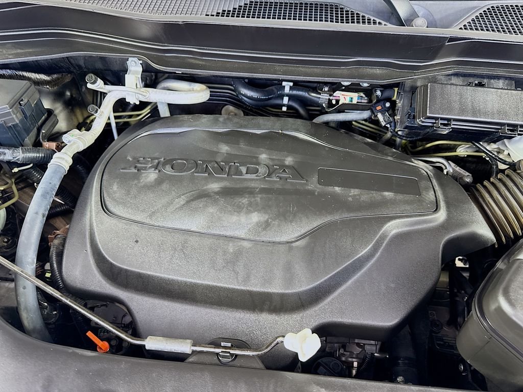 Certified Used 2021 Black Honda EX-L image 43