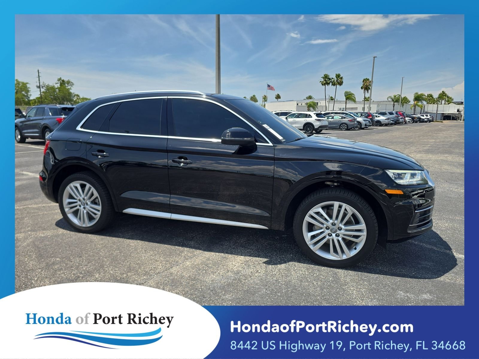 2018 Audi Q5 2.0T quattro S tronic Premium Plus's photo