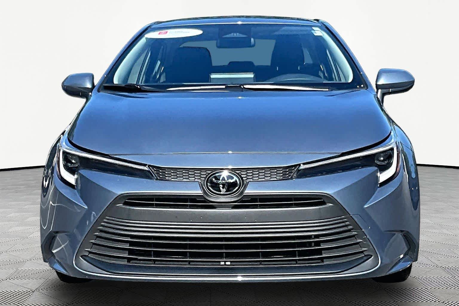 Used 2026 Celestite Toyota Hybrid LE image 4