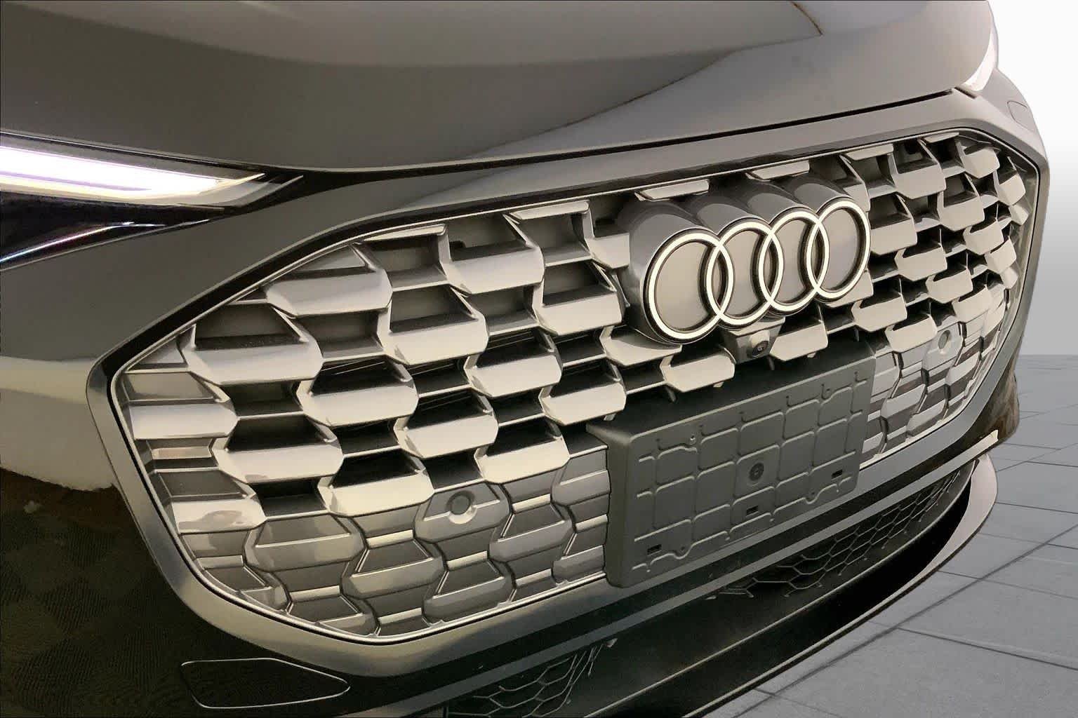 Used 2025 Mythos Black Metallic Audi Premium Plus image 32