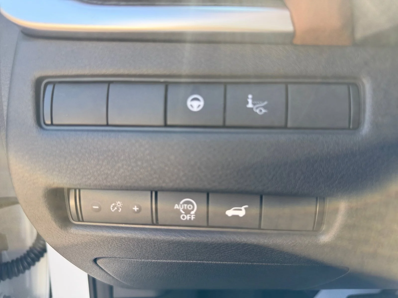 New 2026 Everest White Pearl Tricoat Nissan Platinum image 17