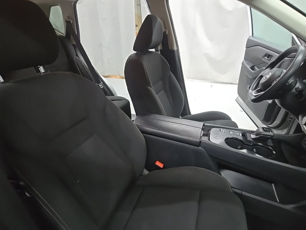 Used 2024 Silver Nissan S image 20