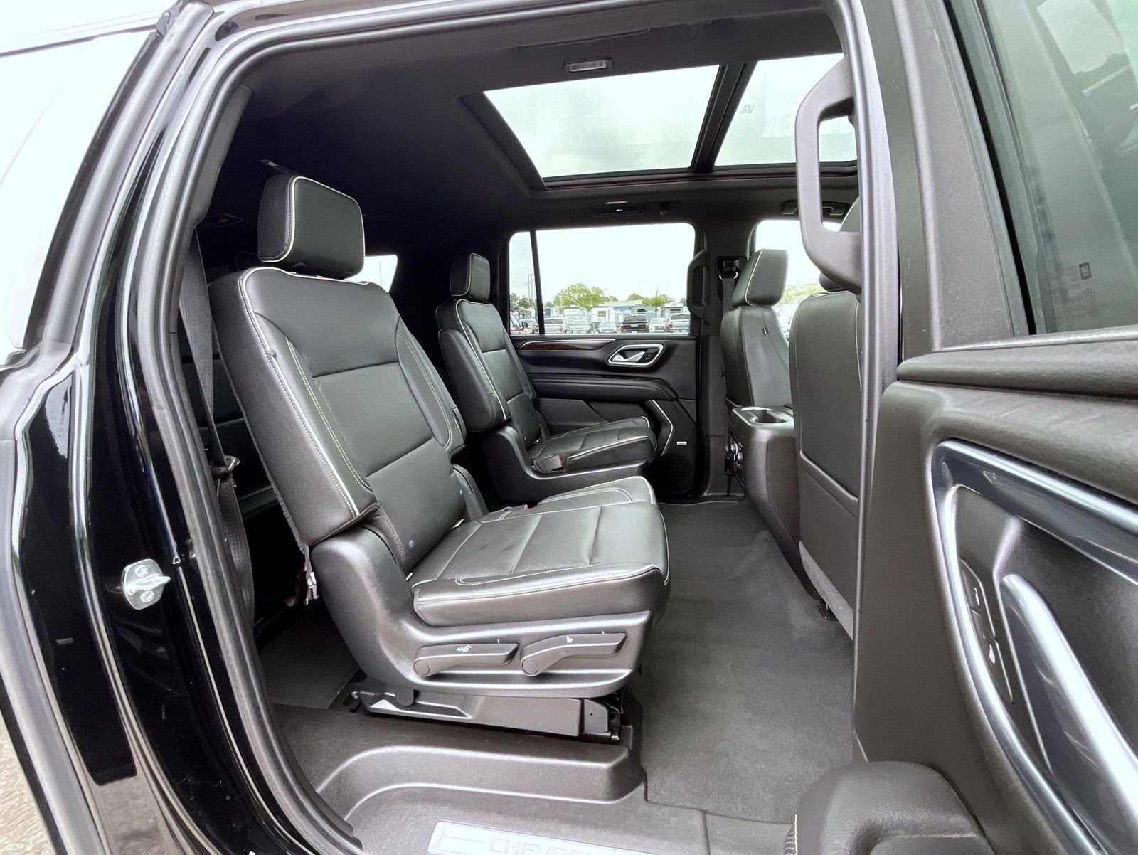 Used 2021 Black Chevrolet Premier image 18