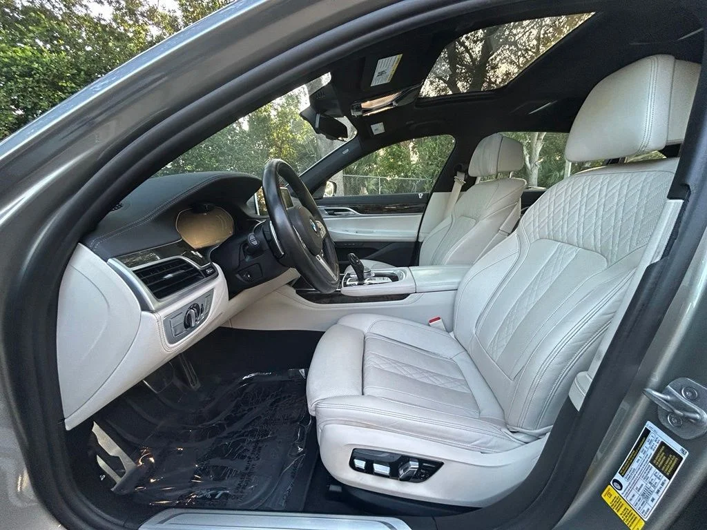 Used 2022 Donington Gray Metallic BMW 740i image 10