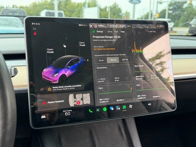 Used 2022 Pearl White Multi Tesla  image 5