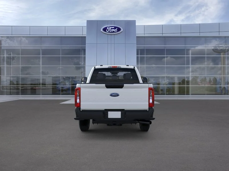 New 2024 Oxford White Ford F-250® XL image 5