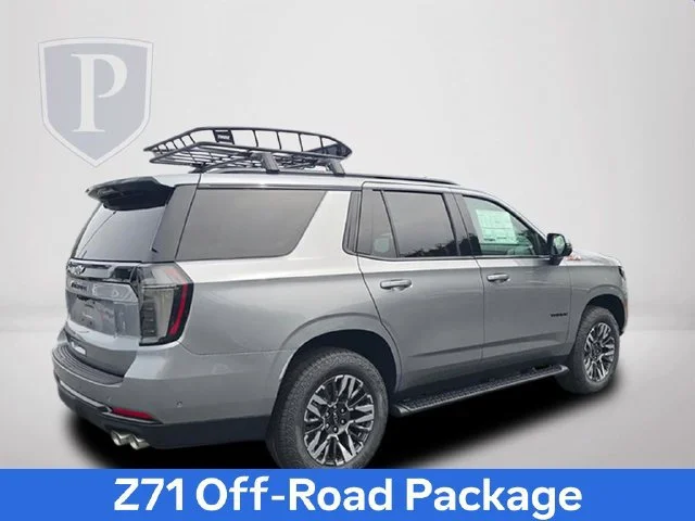 2027 Chevrolet Tahoe Z71 - Photo 7