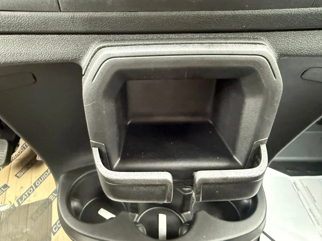 New 2026 Black Clear-Coat Exterior Paint RAM Low Roof image 24