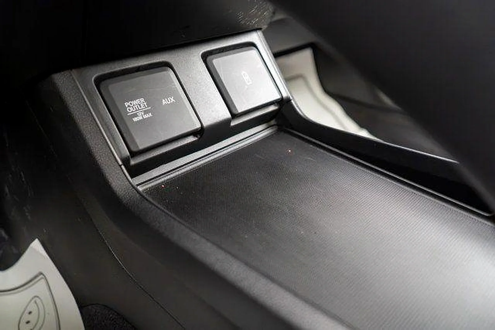 Used 2020 White Acura  image 35