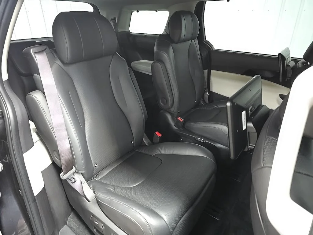 Used 2022 Gray Kia SX Prestige image 17